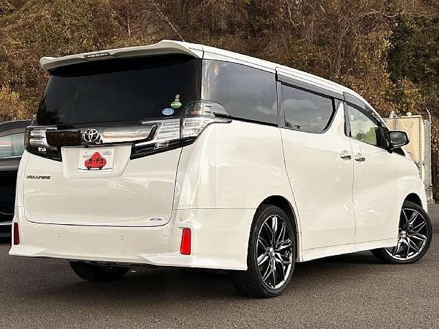 TOYOTA VELLFIRE 2016