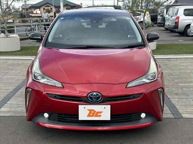 TOYOTA PRIUS 2018