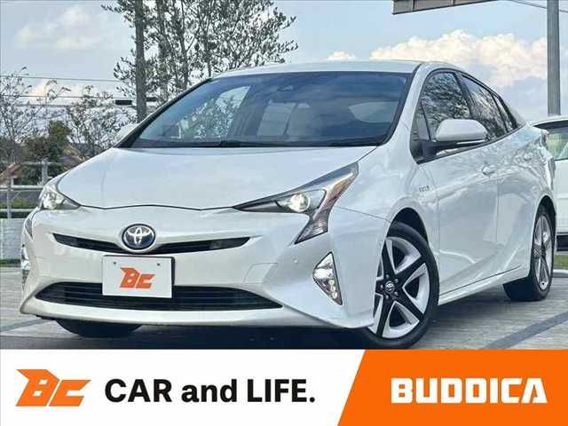 TOYOTA PRIUS 2016