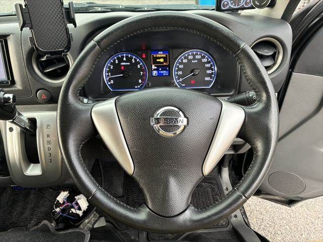 NISSAN NV350 CARAVAN 2012