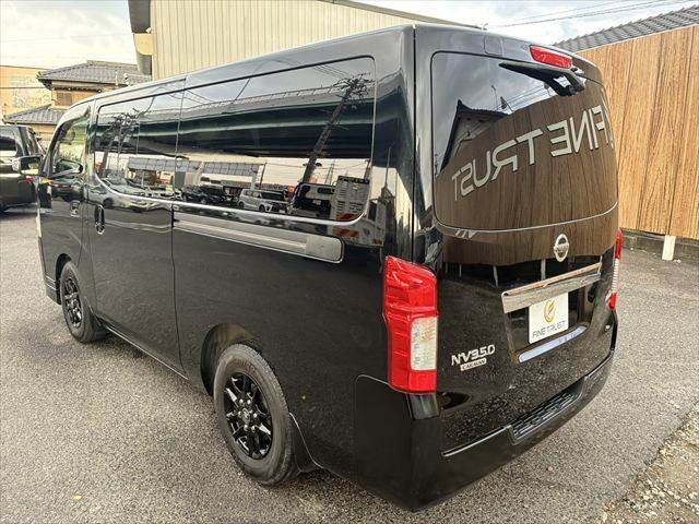 NISSAN NV350 CARAVAN 2012