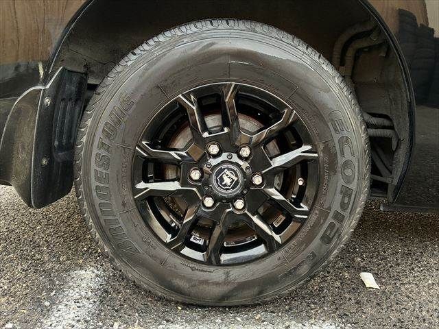 NISSAN NV350 CARAVAN 2012