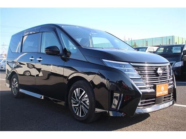 NISSAN SERENA  WG 2023
