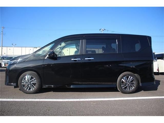 NISSAN SERENA  WG 2023