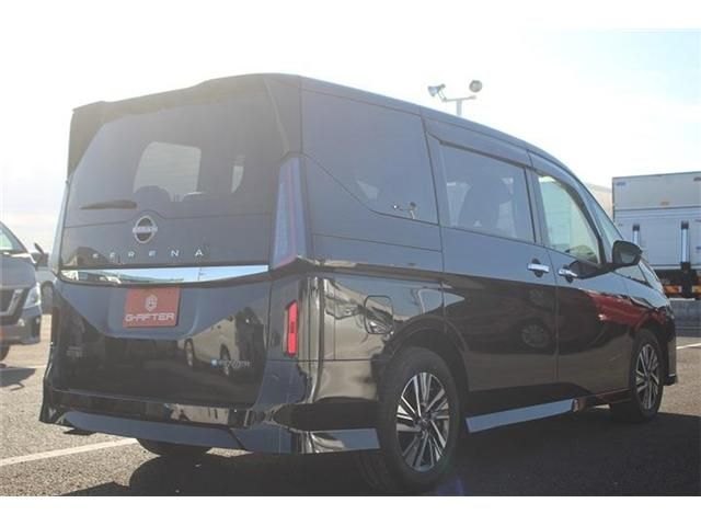 NISSAN SERENA  WG 2023