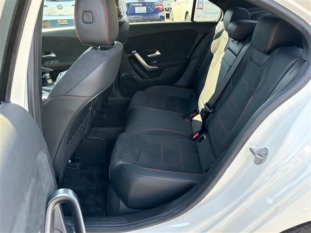 MERCEDES BENZ MERCEDES BENZ A class sedan 2021