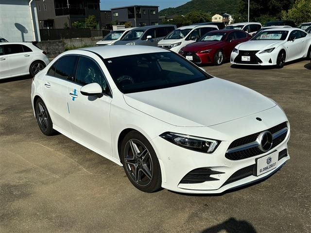 MERCEDES BENZ MERCEDES BENZ A class sedan 2021