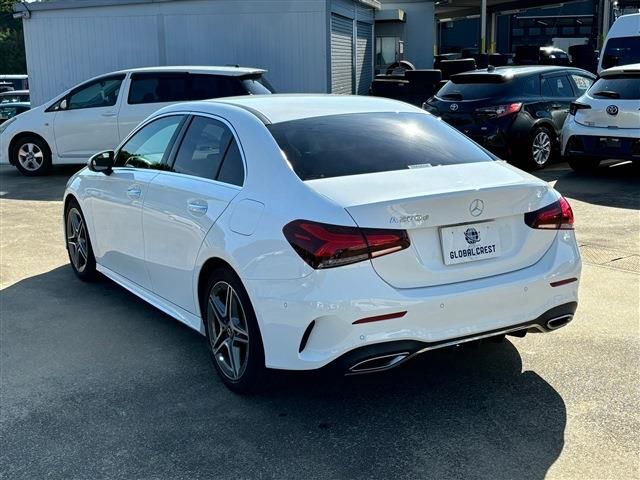 MERCEDES BENZ MERCEDES BENZ A class sedan 2021