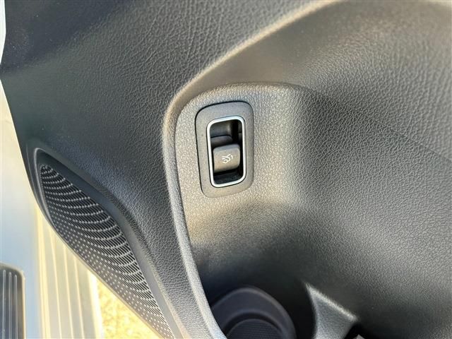 MERCEDES BENZ MERCEDES BENZ A class sedan 2021