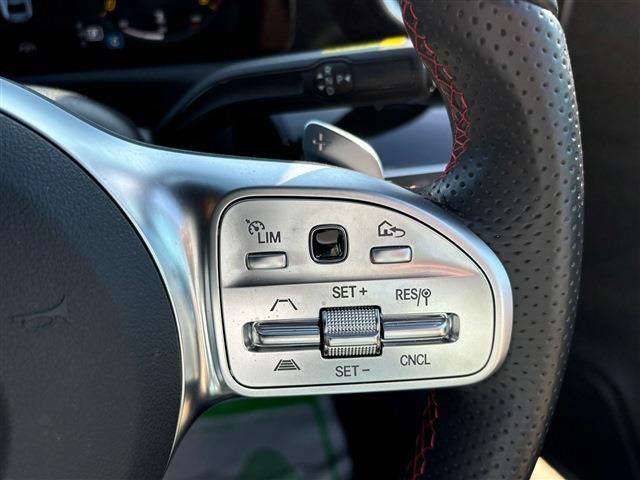 MERCEDES BENZ MERCEDES BENZ A class sedan 2021