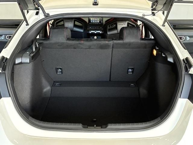 HONDA CIVIC hatchback 2025