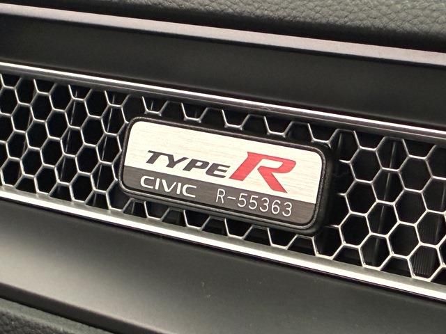 HONDA CIVIC hatchback 2025