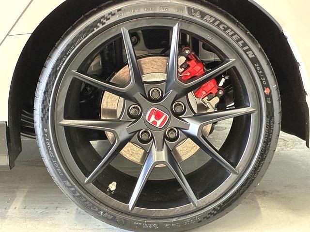 HONDA CIVIC hatchback 2025