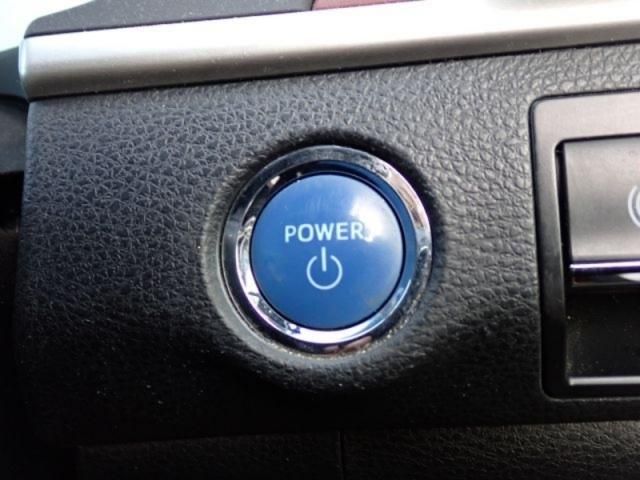 TOYOTA HARRIER HYBRID 2019