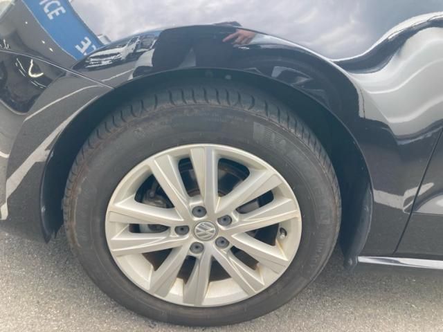 VOLKSWAGEN VOLKSWAGEN POLO 2016