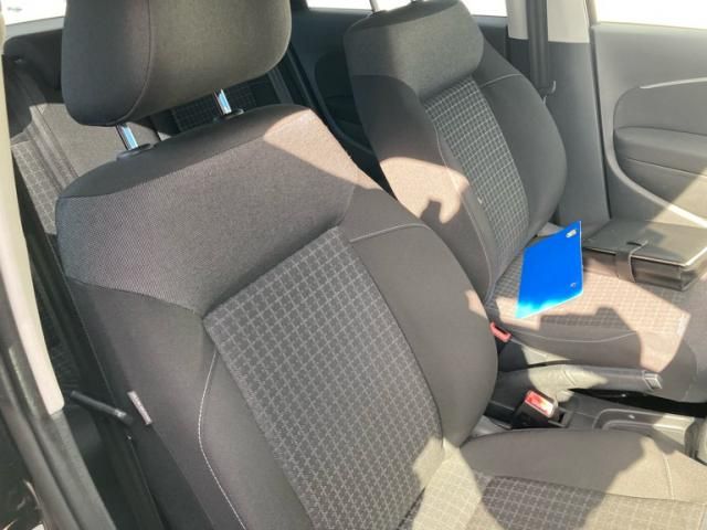 VOLKSWAGEN VOLKSWAGEN POLO 2016