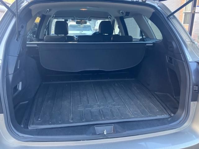 SUBARU LEGACY OUTBACK 2015