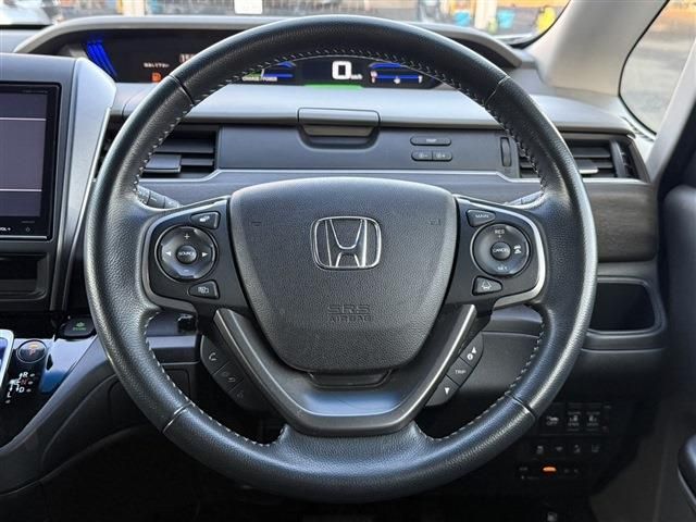 HONDA FREED HYBRID 2016