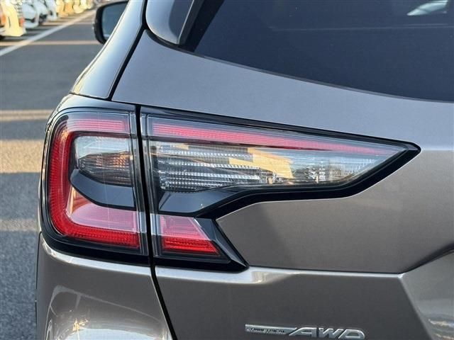 SUBARU LEGACY OUTBACK 2021