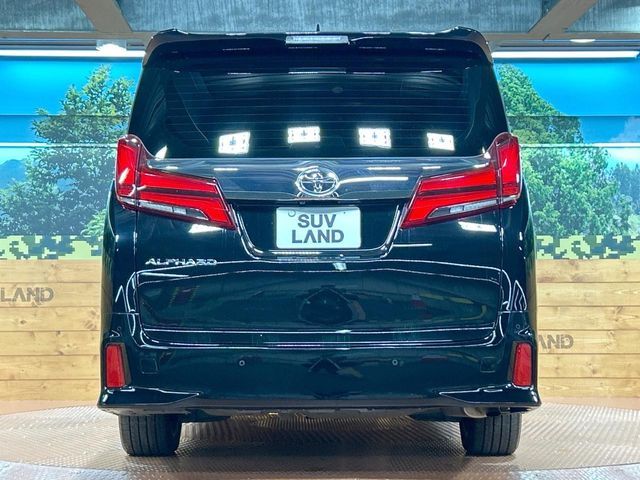 TOYOTA ALPHARD 2022