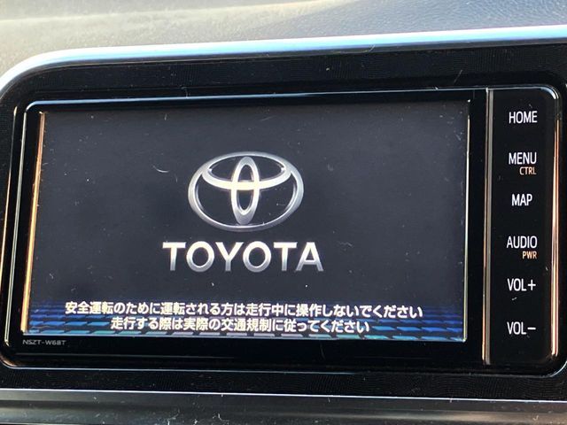 TOYOTA SIENTA HYBRID 2021