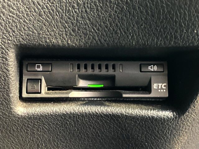 TOYOTA SIENTA HYBRID 2021