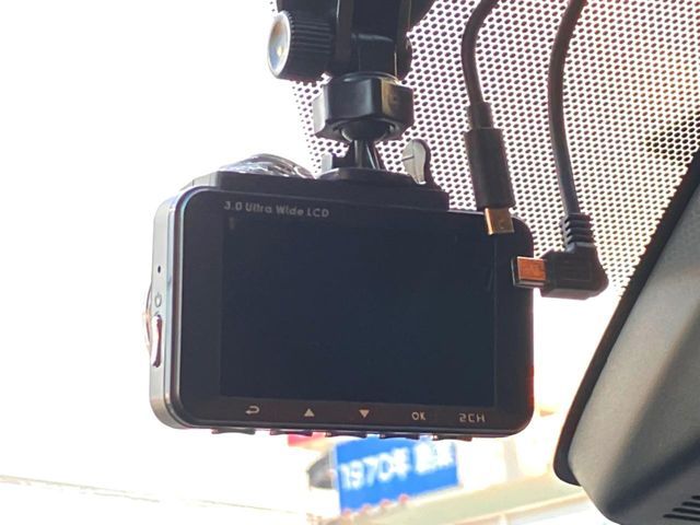 TOYOTA SIENTA HYBRID 2021