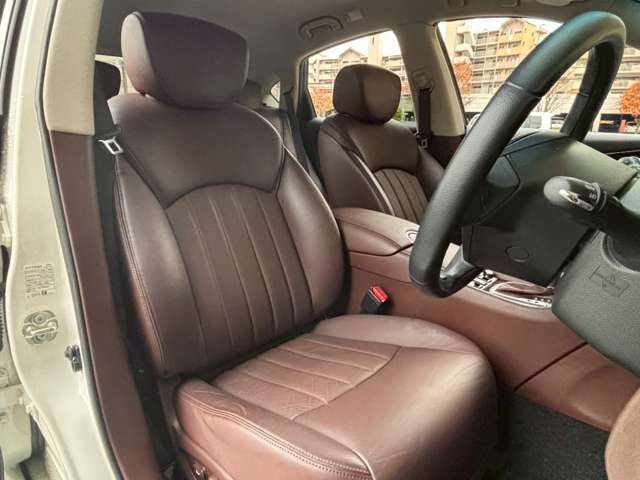 NISSAN SKYLINE CROSSOVER 2010