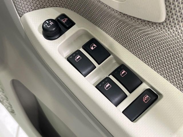 DAIHATSU MOVE 4WD 2015