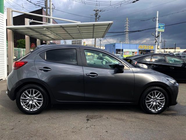MAZDA MAZDA2 2019