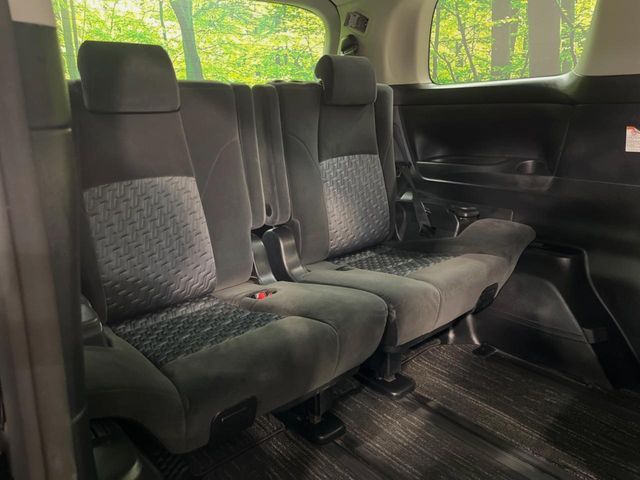 TOYOTA ALPHARD 2016