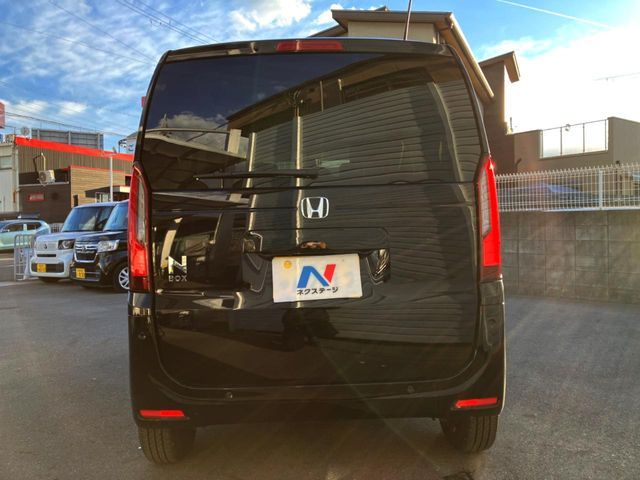 HONDA N BOX 2024