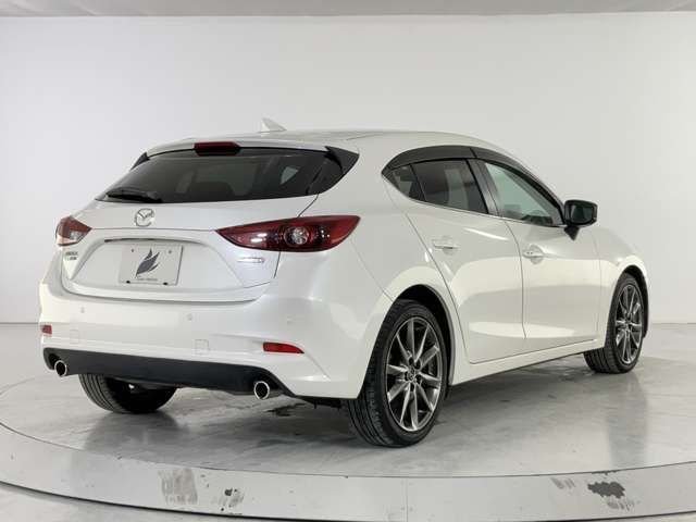 MAZDA AXELA SPORTS 2017