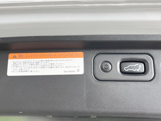 MITSUBISHI DELICA D:5 4WD 2023