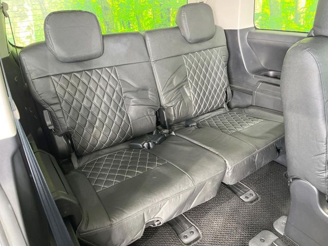 MITSUBISHI DELICA D:5 4WD 2023