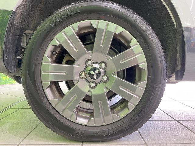 MITSUBISHI DELICA D:5 4WD 2023