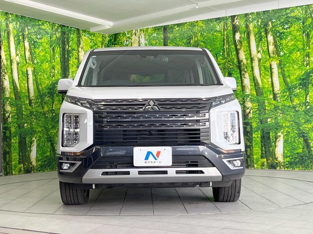 MITSUBISHI DELICA D:5 4WD 2023