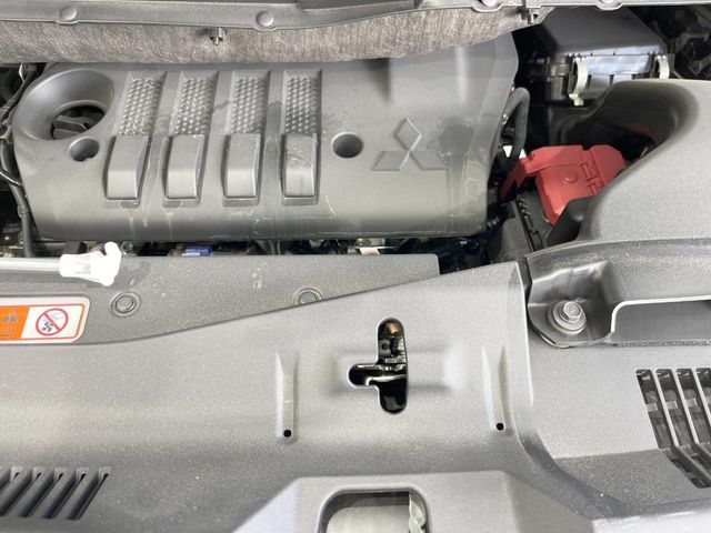 MITSUBISHI DELICA D:5 4WD 2023