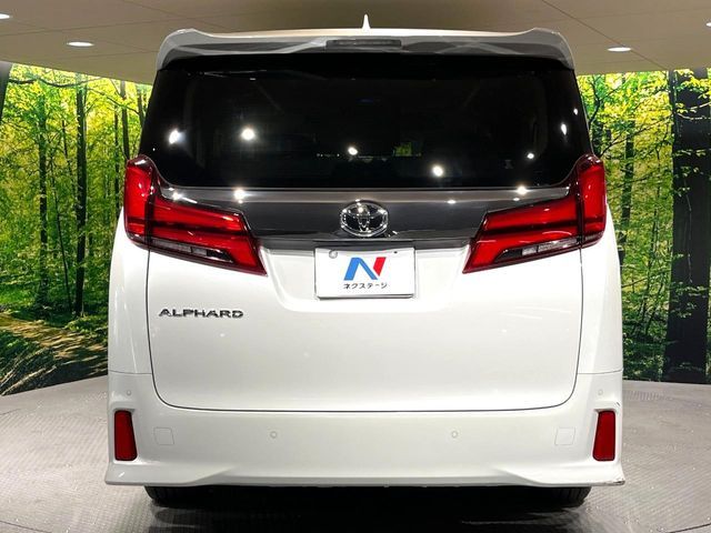 TOYOTA ALPHARD 2022