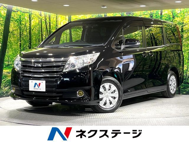 TOYOTA NOAH 2015