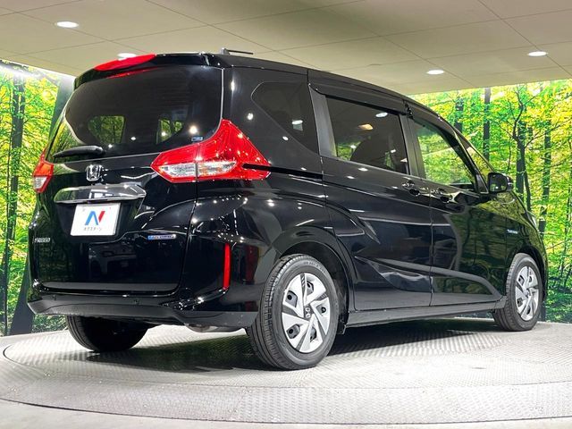 HONDA FREED HYBRID 2021