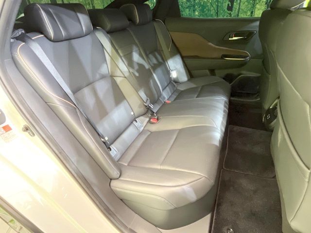 TOYOTA CROWN CROSSOVER 2023