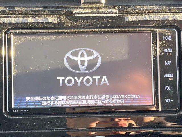 TOYOTA PRIUS 2019