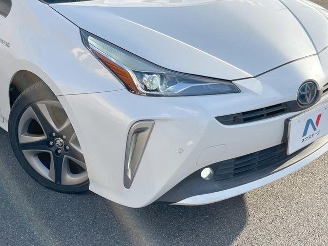 TOYOTA PRIUS 2019