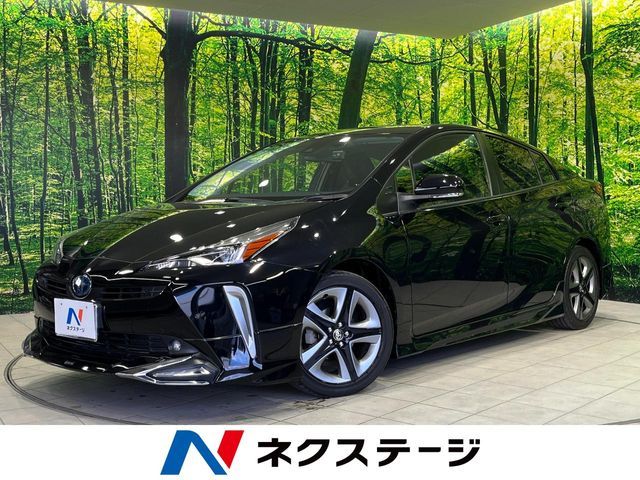 TOYOTA PRIUS 4WD 2021