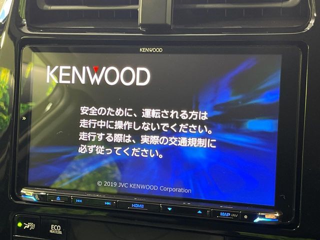 TOYOTA PRIUS 4WD 2021