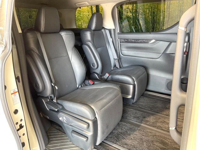 TOYOTA VELLFIRE  HYBRID 4WD 2019