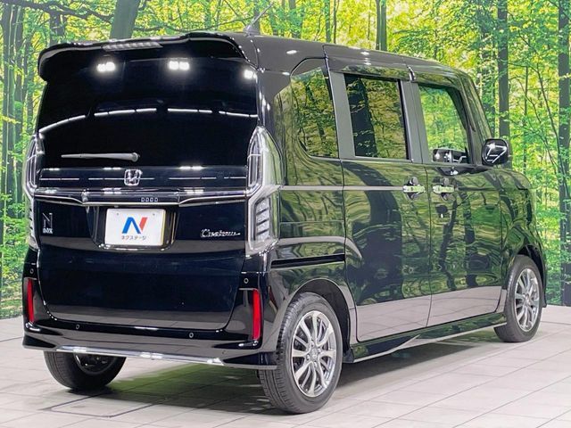 HONDA N BOX CUSTOM 2023