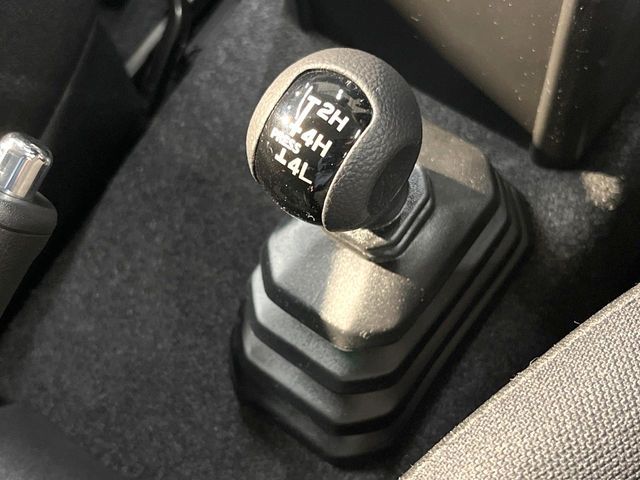 SUZUKI JIMNY 4WD 2025