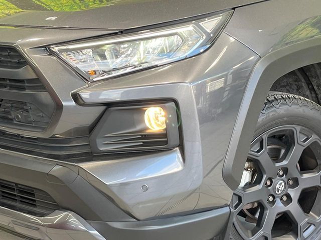 TOYOTA RAV4 4WD 2021